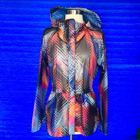 🚫SOLD! •🏃‍♀️NWOT |•ATHLETA•| Lava Hype Run Multicolor Jacket 🏃‍♀️ - Picture 3 of 16
